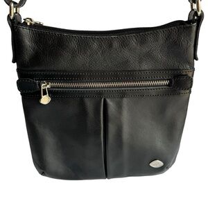 The Trend Leather Crossbody Bag Black Purse Adjustable Classic Capsule EUC